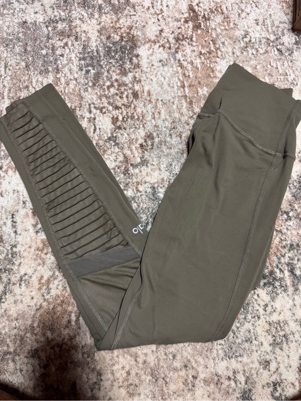ALO Yoga Olive Leggings with Mesh Paneling
